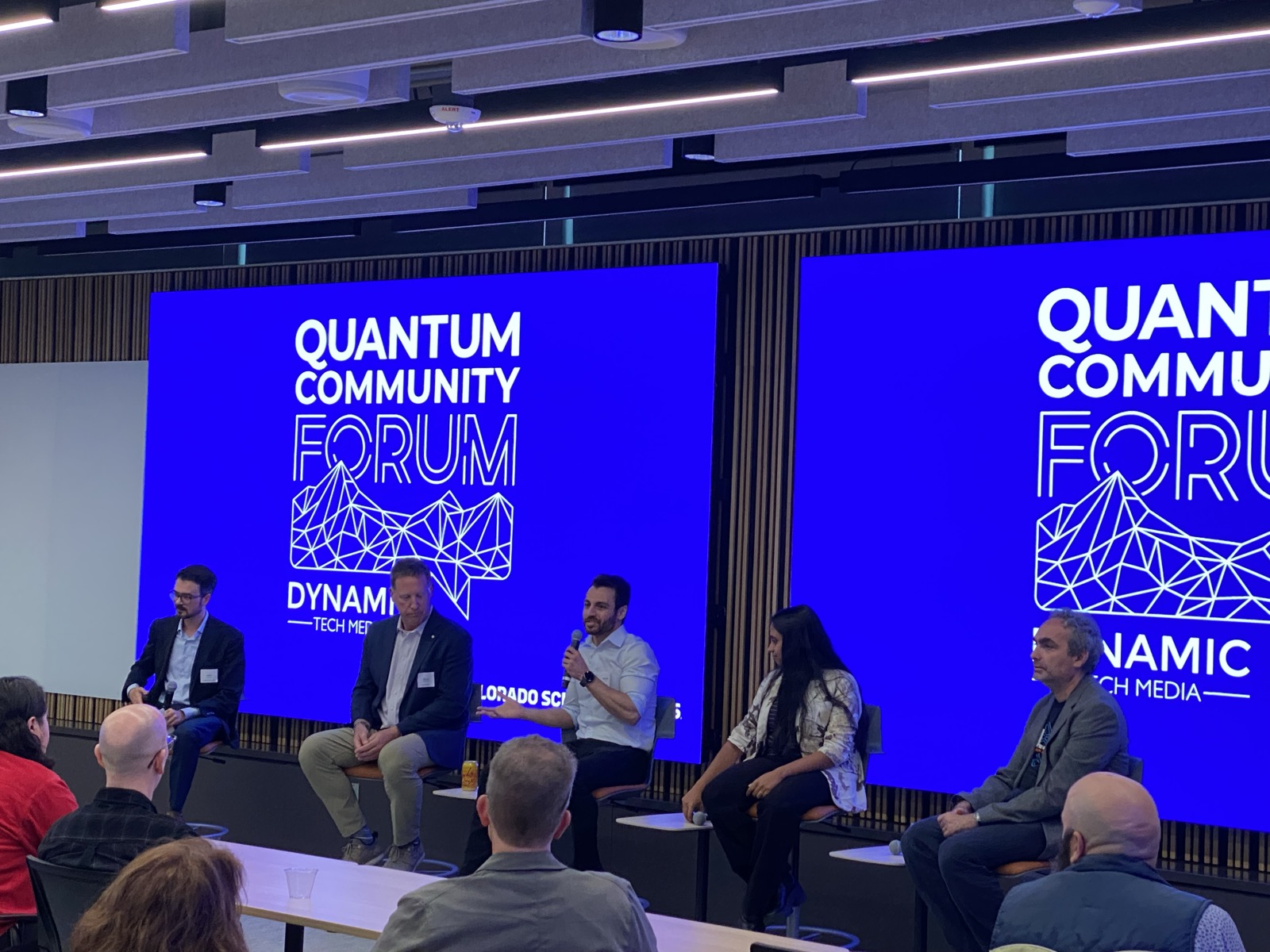 A panel discussion at the Dynamic Tech Meetup.
